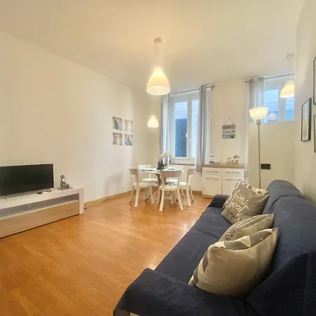 In Mit Kostenloser Privatgarage By Interhome * Рапалло