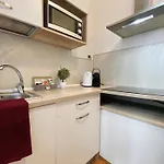 Daire In Mit Kostenloser Privatgarage By Interhome *