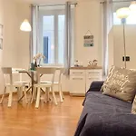 Daire In Mit Kostenloser Privatgarage By Interhome
