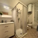 Daire In Mit Kostenloser Privatgarage By Interhome Rapallo