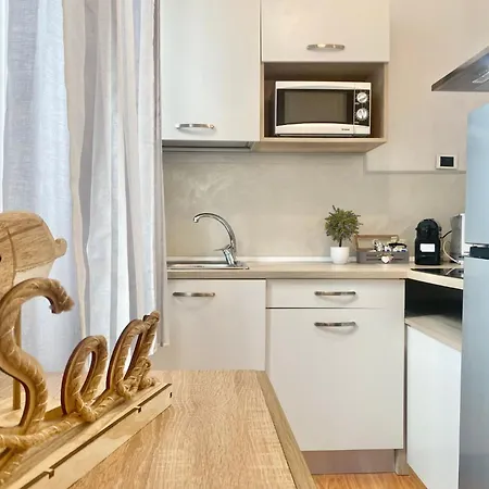 In Mit Kostenloser Privatgarage By Interhome Apartmán *