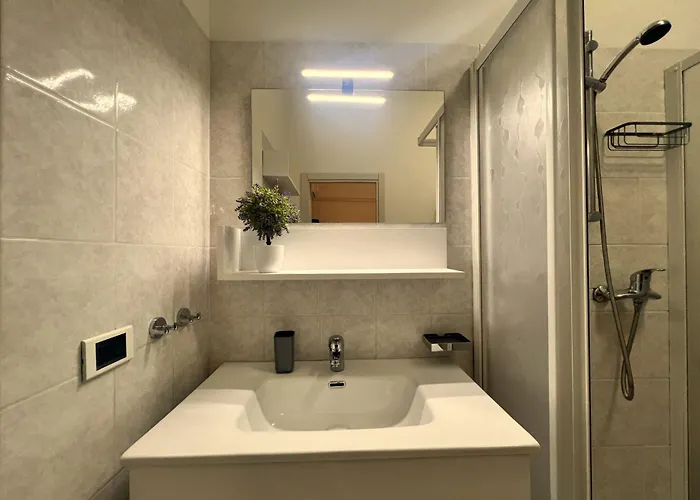 In Mit Kostenloser Privatgarage By Interhome Rapallo