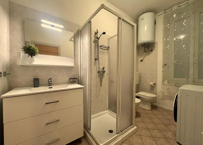 Apartament In Mit Kostenloser Privatgarage By Interhome Rapallo